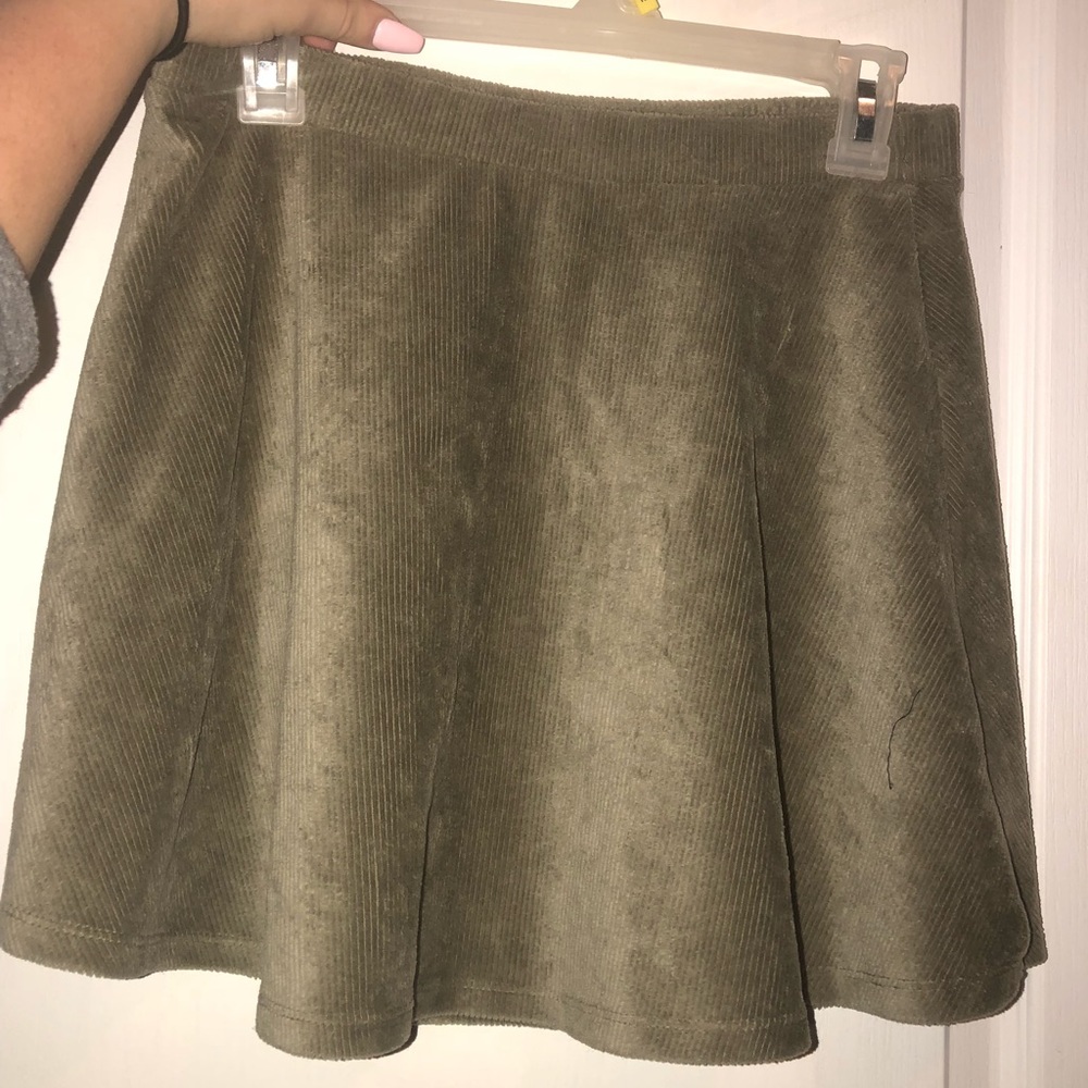 green, velvet skater skirt (never worn)